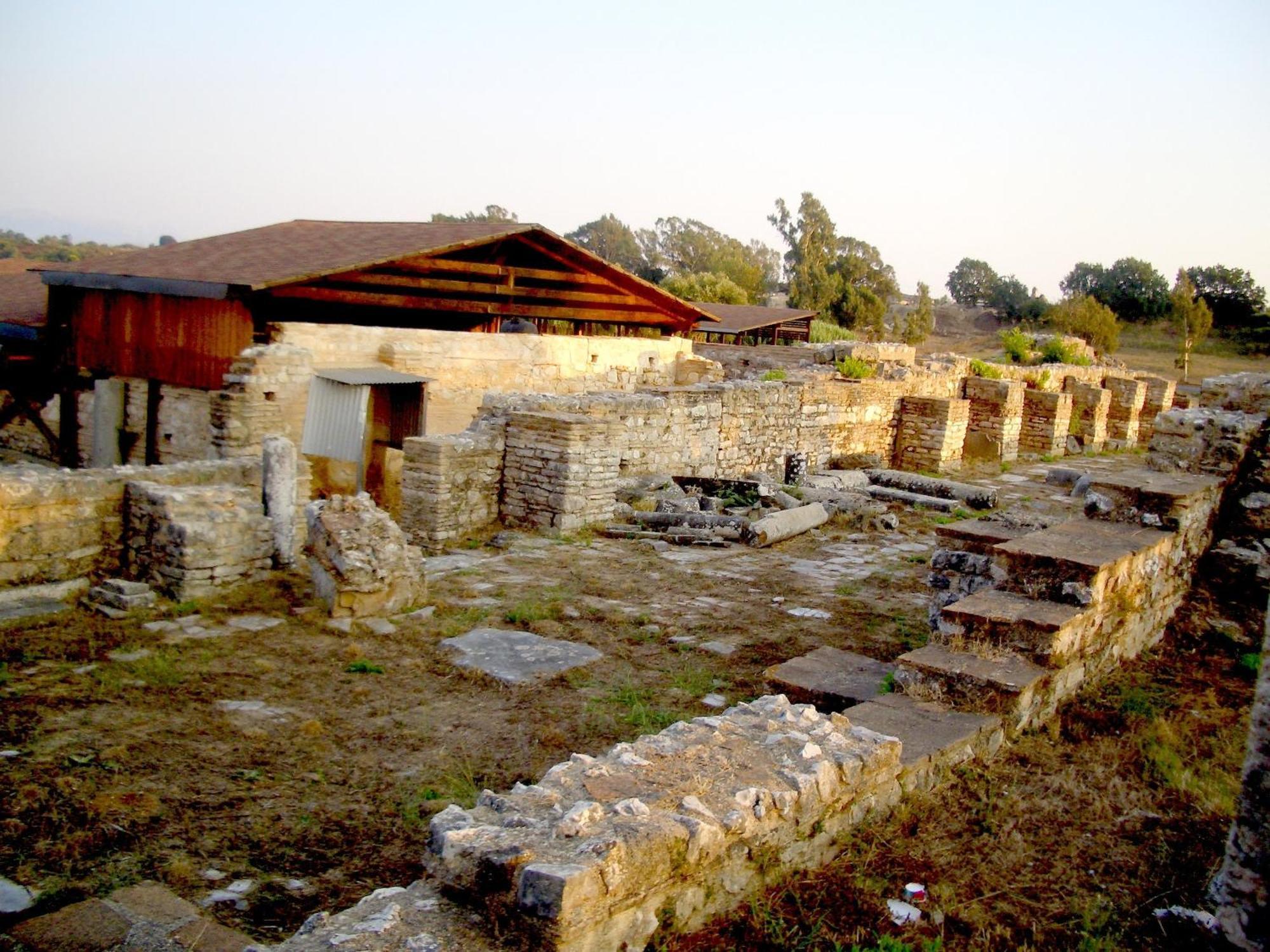 Dionisos Hotel Mytikas  Exterior photo